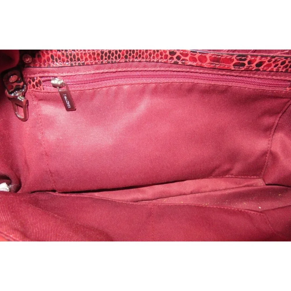 Danier chic luxurious